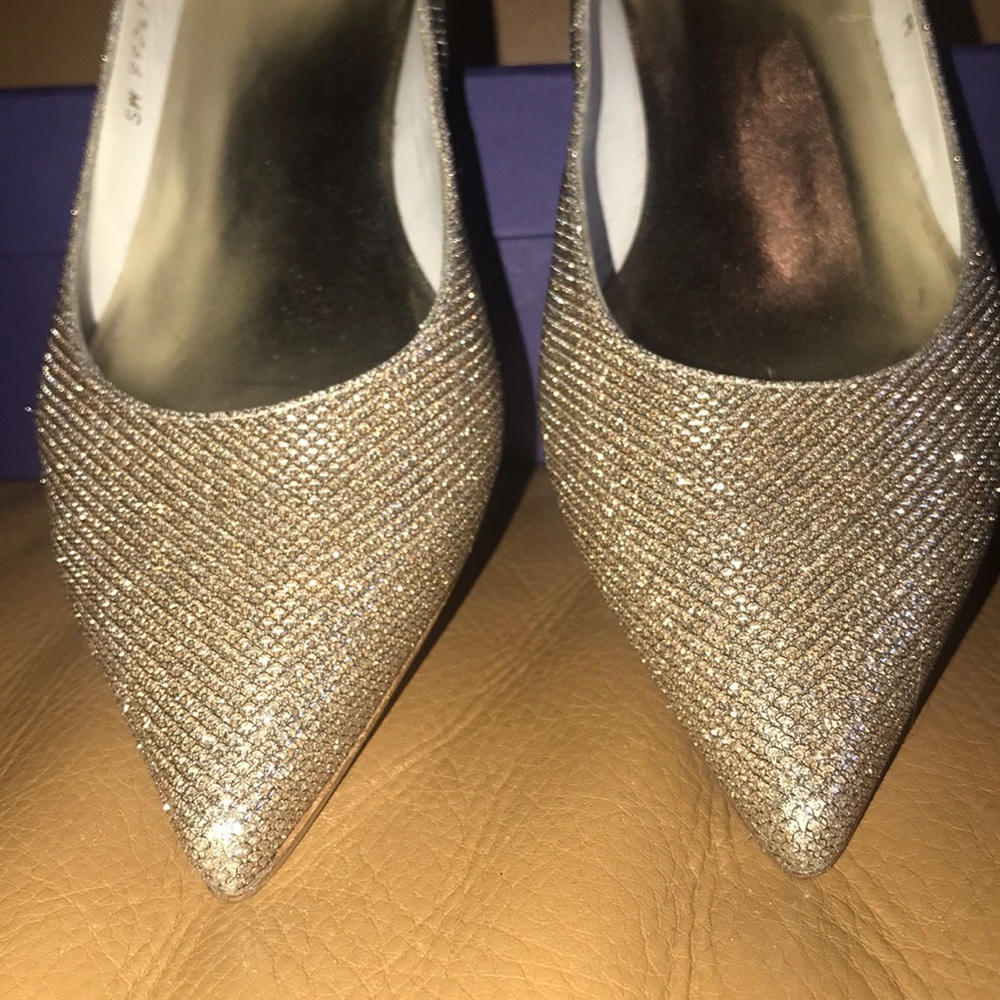 Stuart Weitzman Poco Pumps - image 2